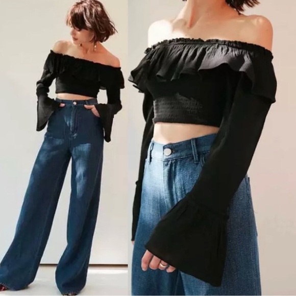 Anthropologie Kimchi Blue Kimora Smocked Off the Shoulder Ruffle Crop Top - Picture 1 of 9